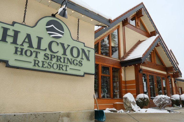 Halcyon Hot Springs